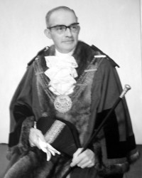 Ogden, Montague – Railwayman became Grantham Mayor