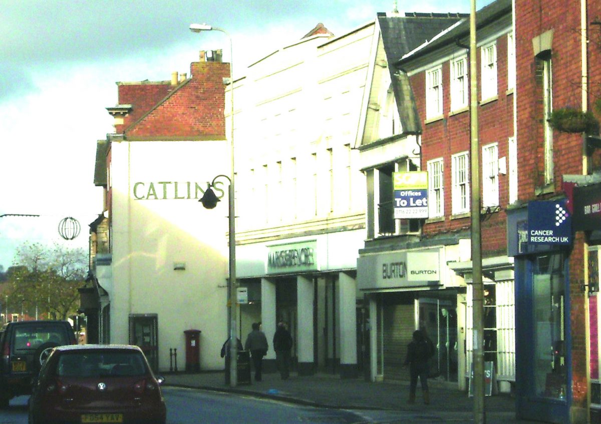 High Street 15 years ago – spot the difference