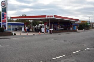 Police warning as Grantham filling stations close