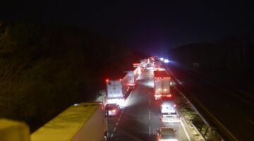 A1 traffic after accident near grantham