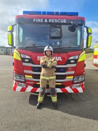 Celeb praises Grantham firefighters