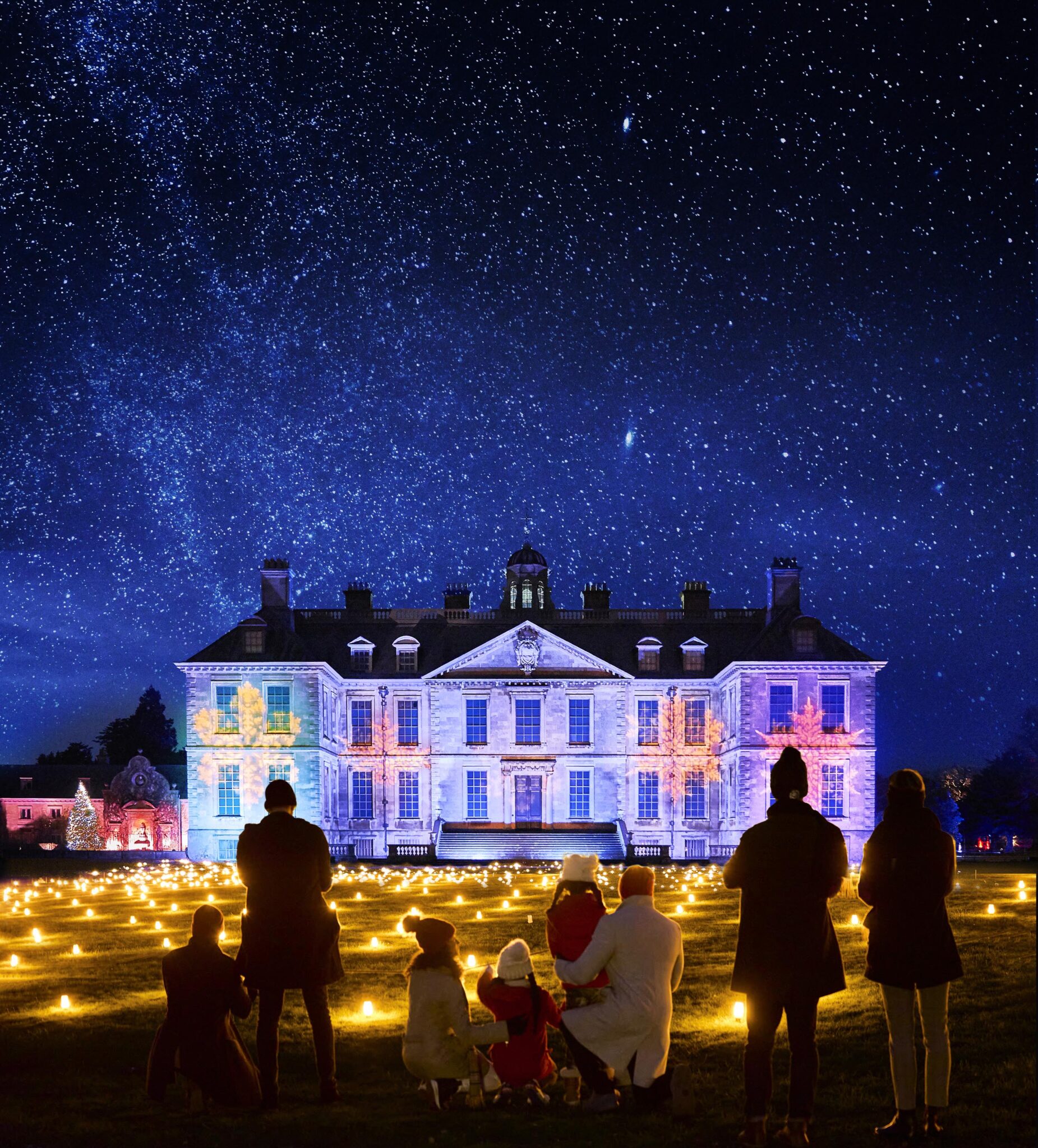 BeltonHouseIlluminatedChristmasTrailPhotobyRichardHaughtonSony