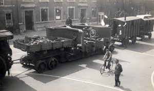 Heavy load passes through Grantham