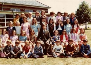 Who do you know in this Grantham school photo?