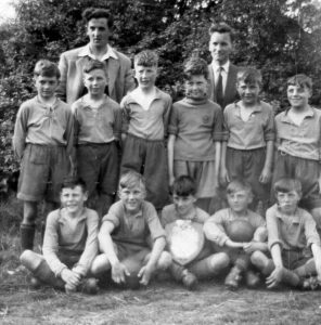 Who do you know in this Grantham school photo?