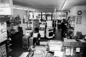 Inside one of Grantham’s favourite stores – 40 years ago