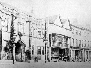 How the north end of High Street used to look