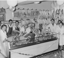 Grantham butchers prepares for Christmas