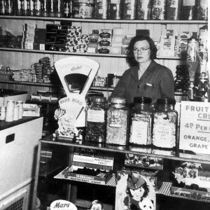 Who remembers this Grantham sweet shop?