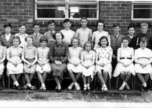 Who do you know in this Grantham school photo?