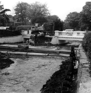 Wyndham Park’s White Bridge demolished