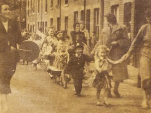 Stamford Street celebrates end of the war