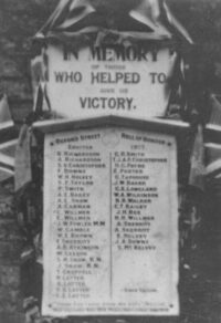 What happened to this Grantham war memorial?